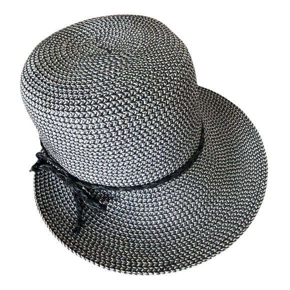 Nine West Accessories - Nine West woven hat, NWOT, one size black gray